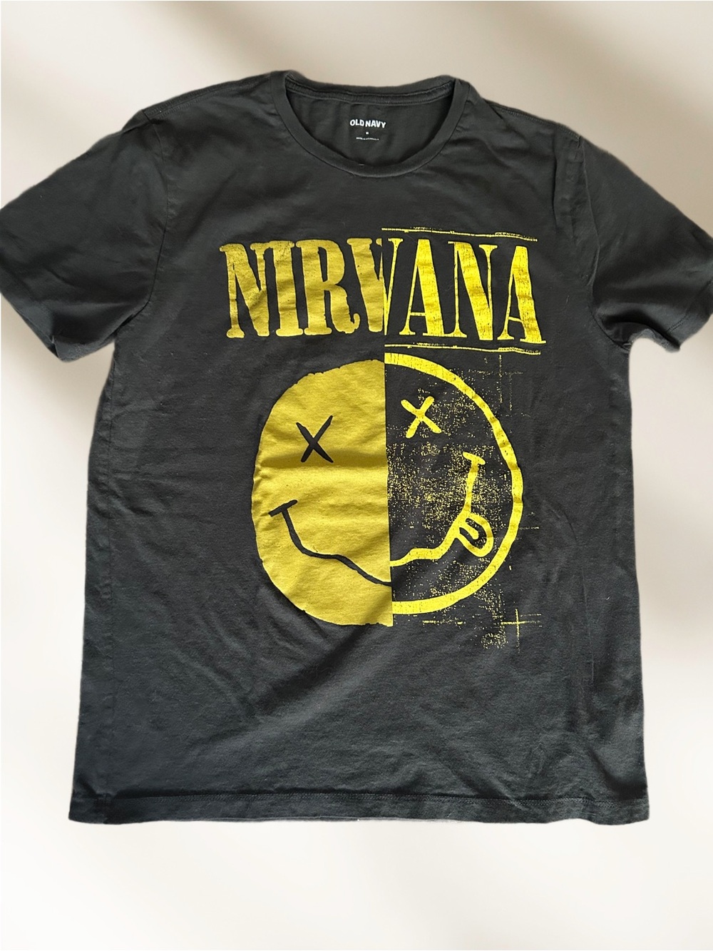 Old Navy Men’s Dark Grey Graphic Tee with Yellow Nirvana Print